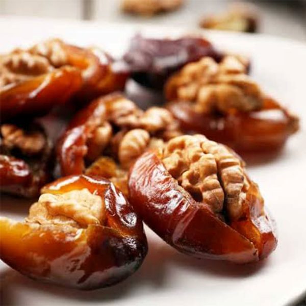 Stuffed Dates (Walnut)